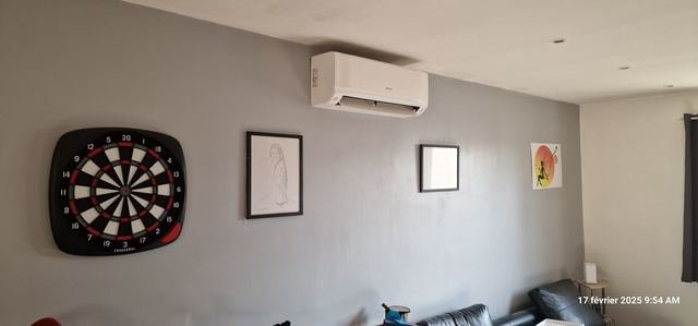 Split mural dans un séjour