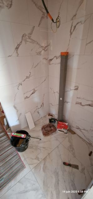 4. Carrelage – Pose grand format effet marbre