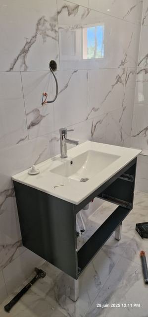 5. Meuble vasque – Pose et raccordements